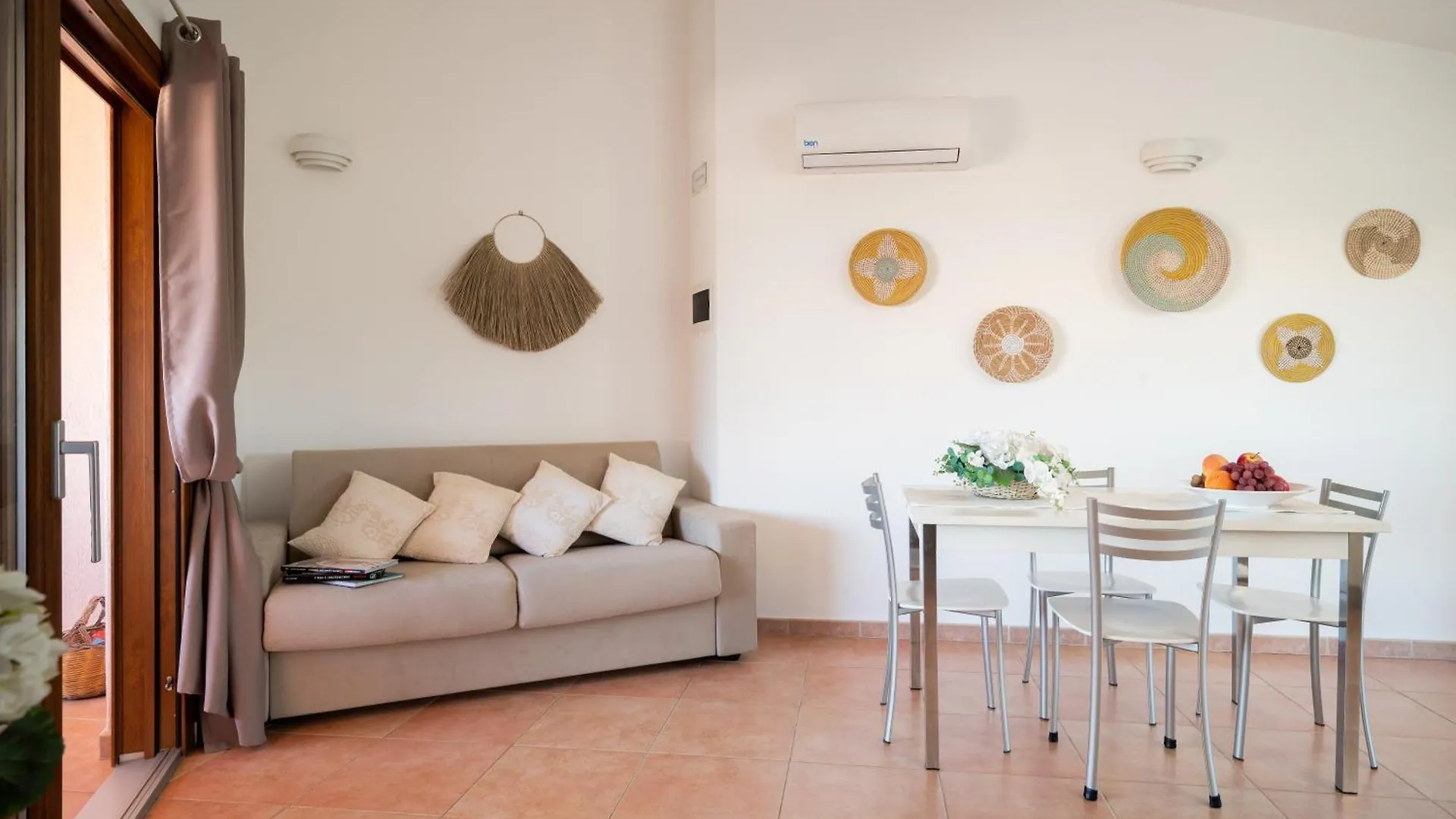בודוני Appartamento Oasis Con Vista Mare בית נופש